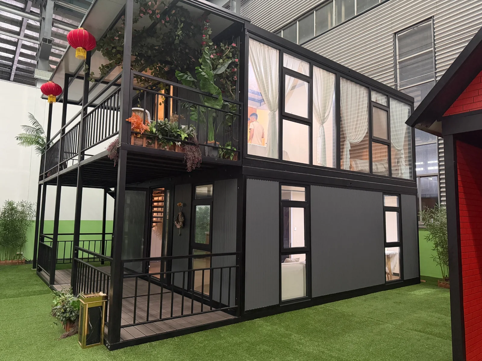 Front view of double-storey custom expandable house